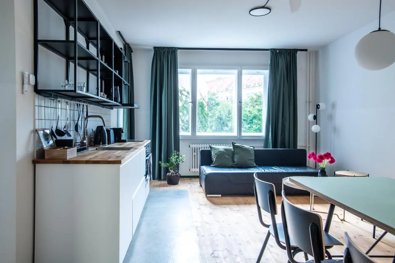 Flattering - Berlin Aparthotel